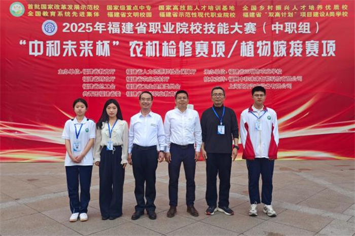 1743467744603608.png 图片2.png